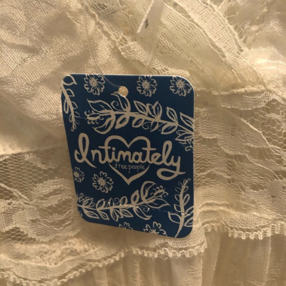 Intimately by Free People Cream Lace Top M - Picture 4 of 7